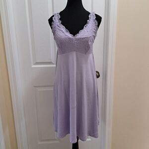 NWOT Flora Nikrooz Pale Purple Chemise Large Lace Nightie Pajama Slip